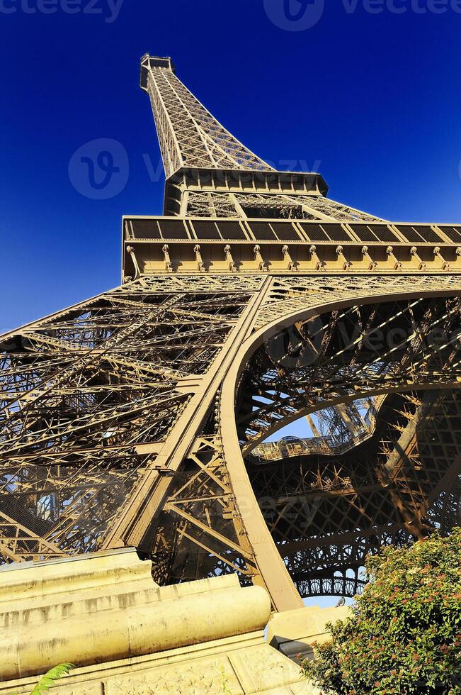 Eiffel Tower by blue sky photo