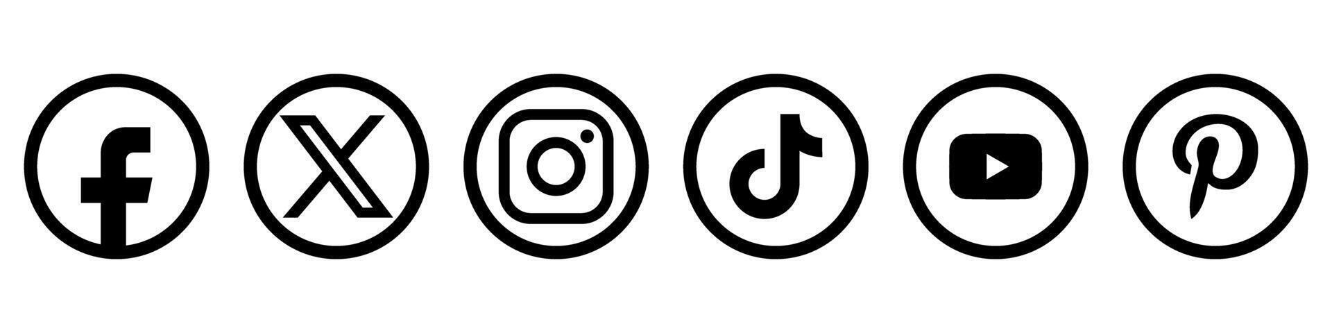 Social media icons circle set. Logotype set vector