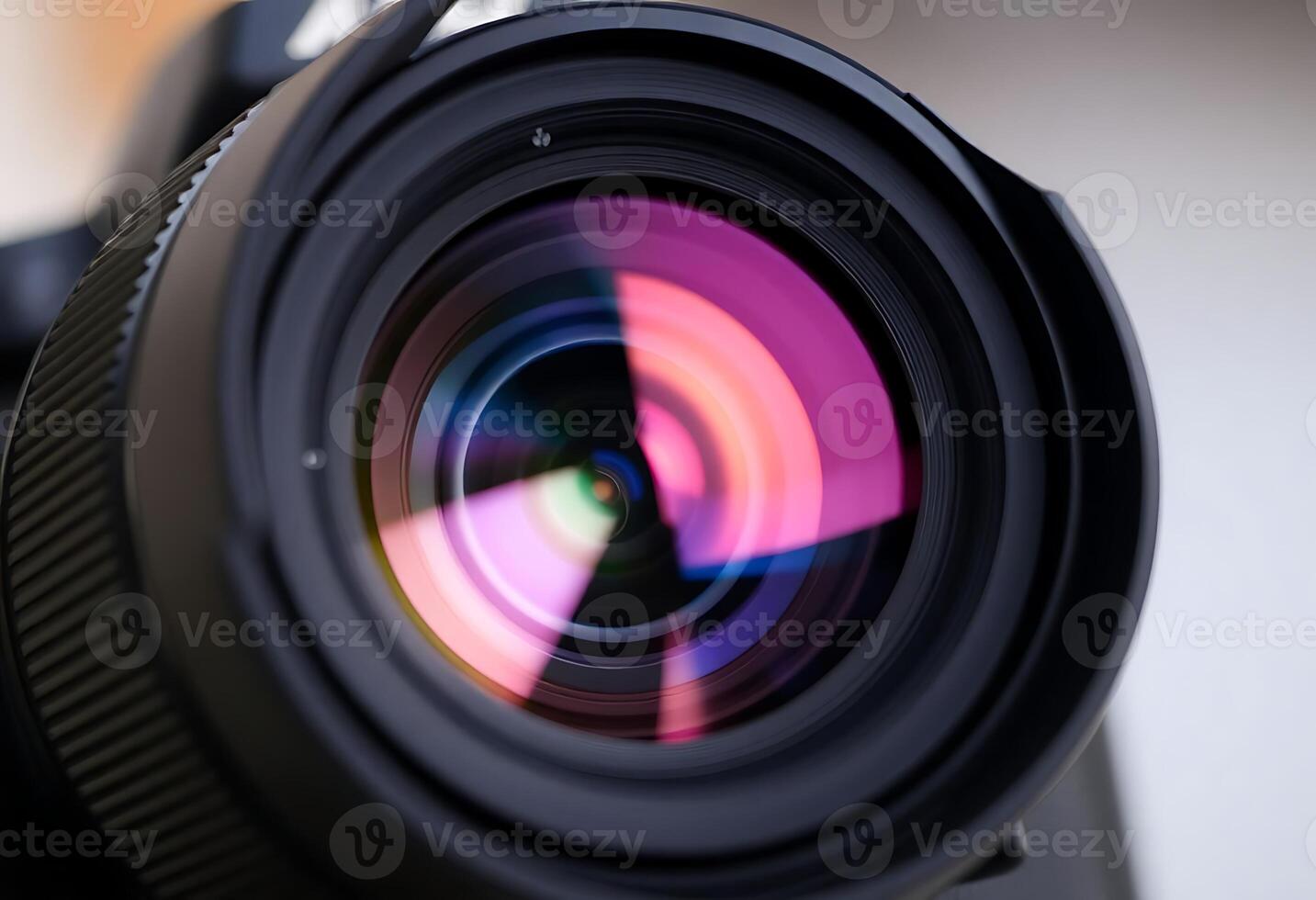 close up of a camera lens with a blurry lens photo