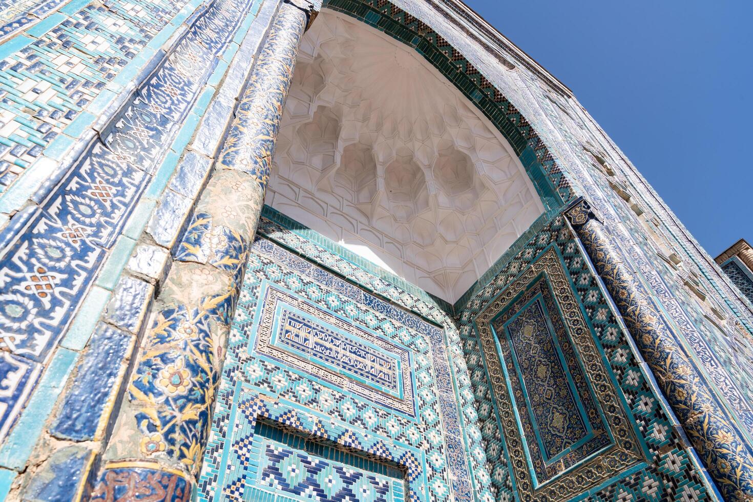 Samarkand, Uzbekistan-august 13, 2023-Particular of Shakhi Zinda necropolis, a famous mausoleum complex in Samarkand. photo