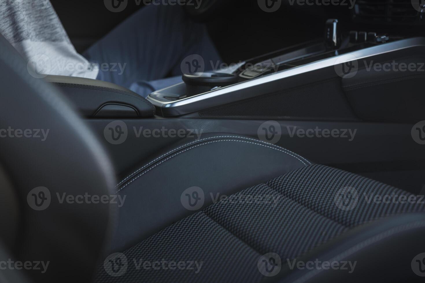 Luxurious Car Interior With Modern Design and Comfortable Seating for an Enjoyable Driving Experience photo