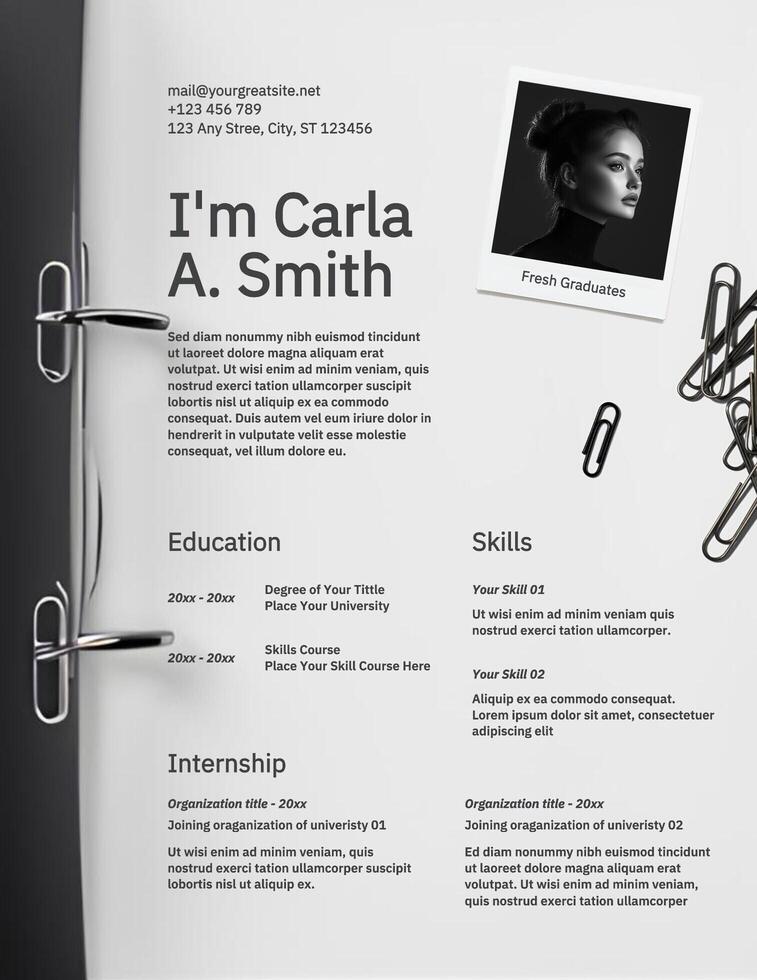 Monochrome Fresh Graduates Internship Resume Template