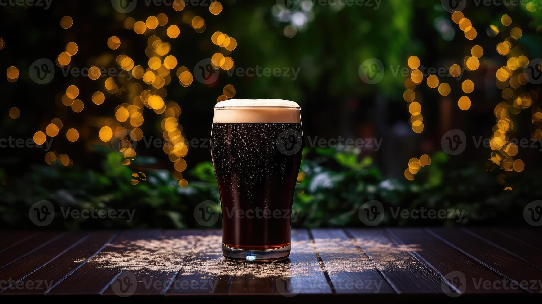 outdoor dark beer pint photo