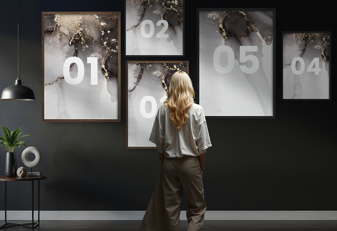 Various Canvas Print and Poster Frames Mockup in Wall psd