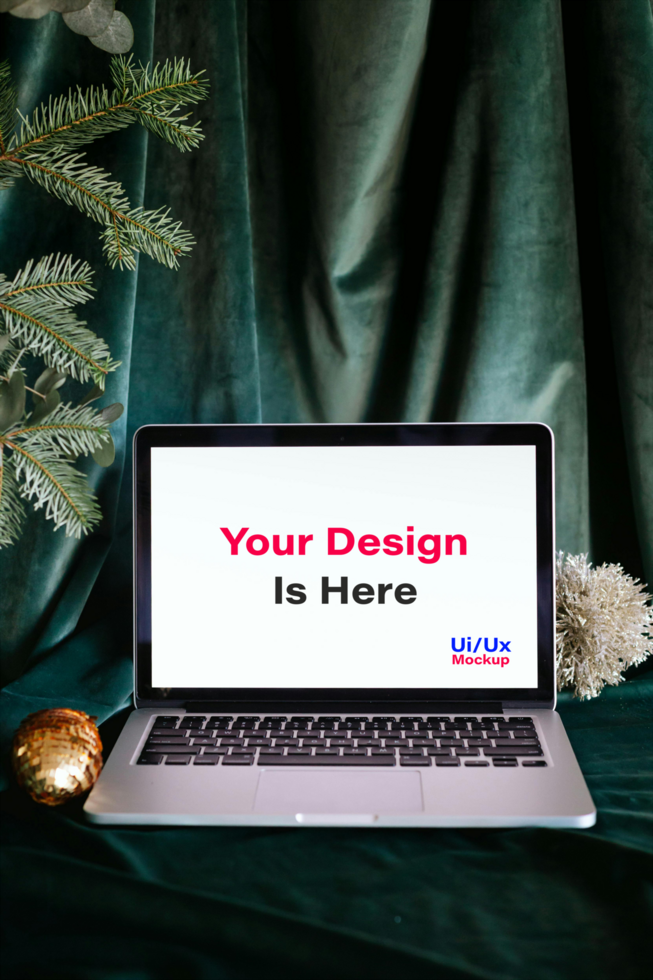 Free eCommerce Website Mockup Kit psd