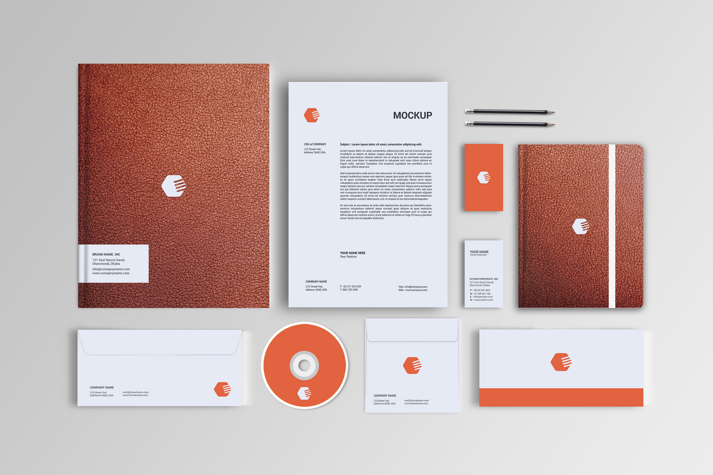 Leather Folder and Notebook Style Stationary Mockup-9 psd