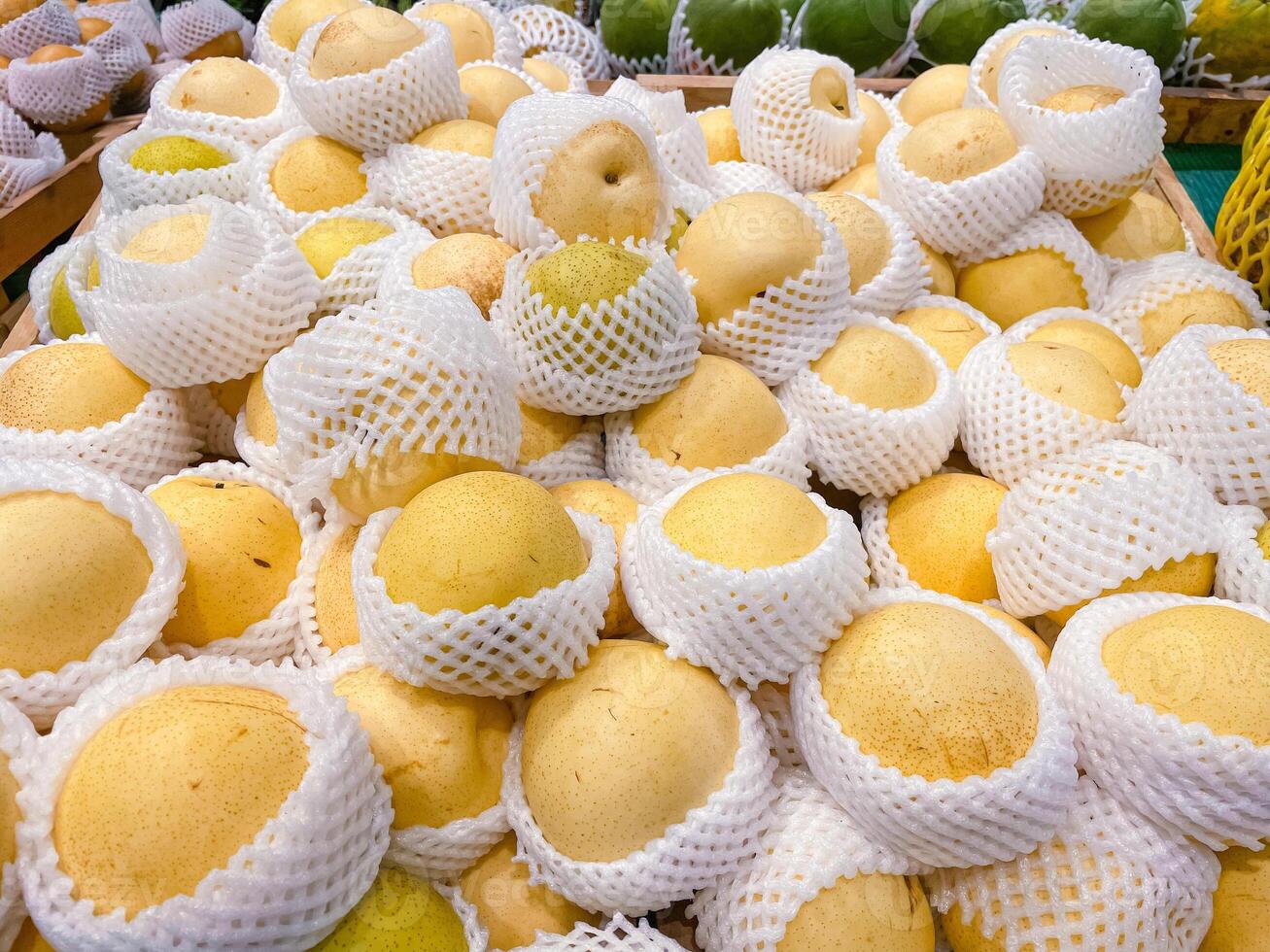 Chinese pears, pear, fruits, organic, supermarket, harvest, delicious, sweet, market, background, object, plant, natural, gourmet, nutrition, food, vitamin, texture, health food photo
