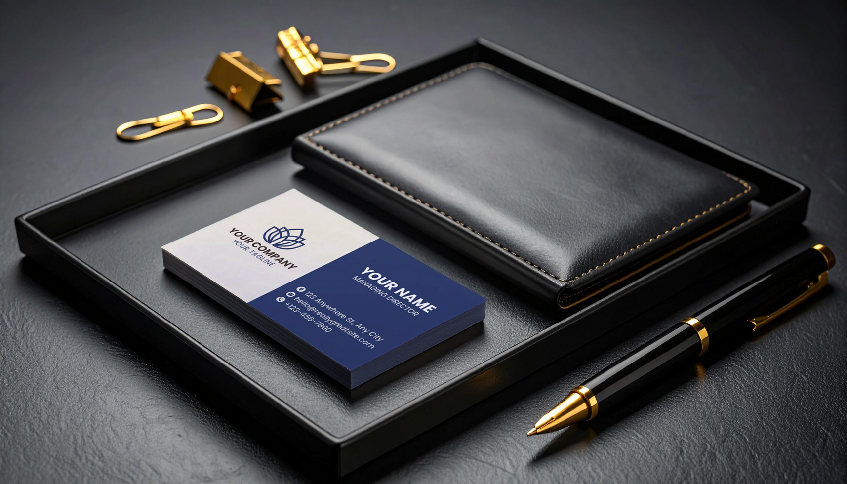 Professional Minimalist Business Card Mockup with Gold Pen psd