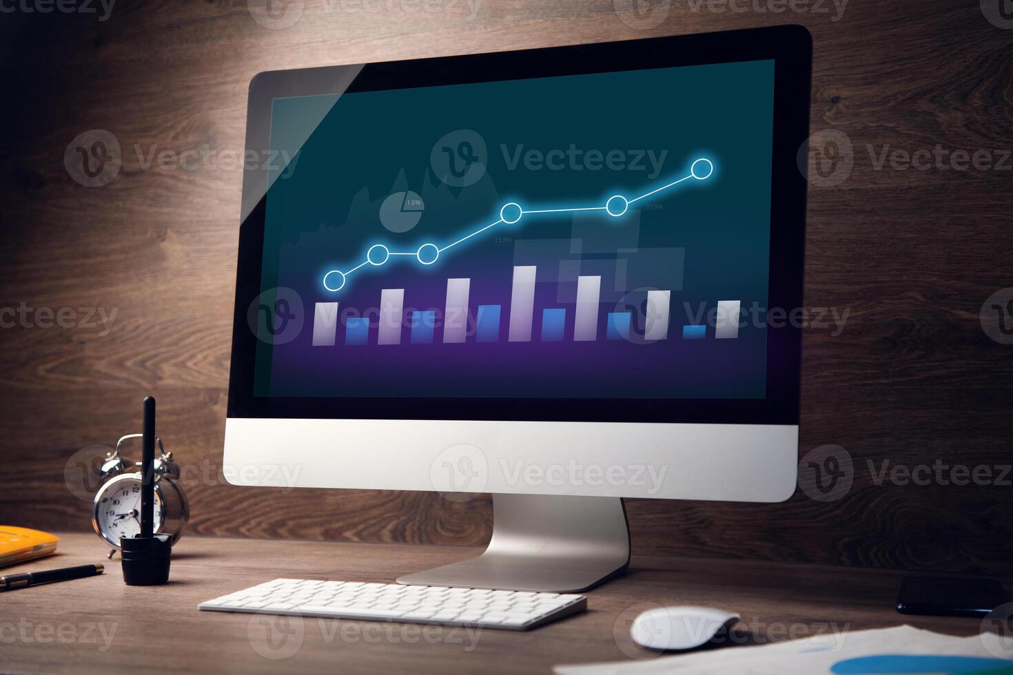 How to use a desktop computer for marketing photo