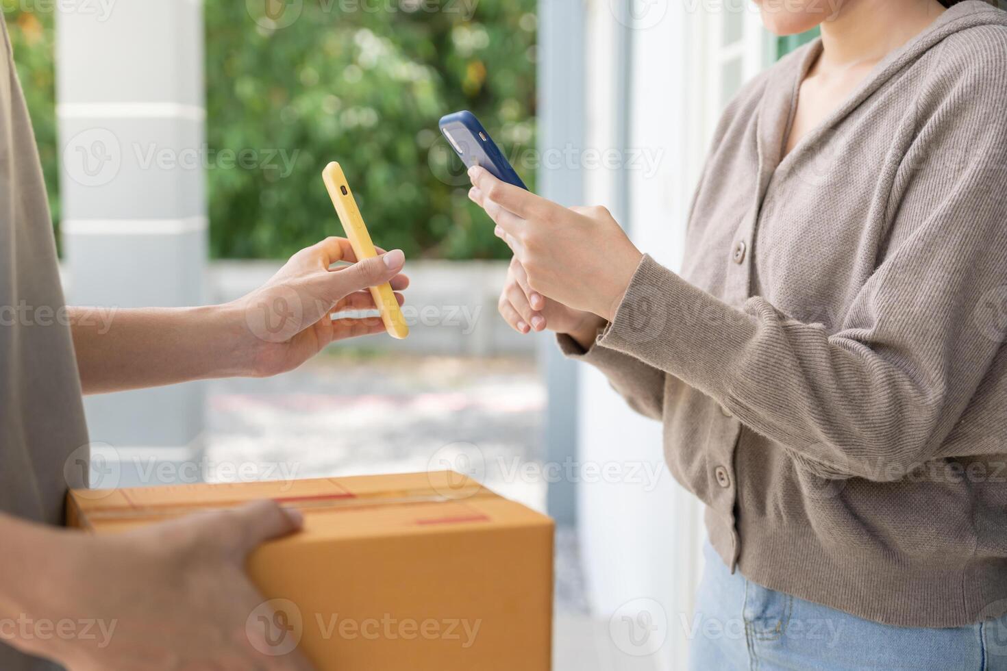 Happy smile Asian woman scan QR code for pay of food. Delivery man send deliver express. online shop, paper container, takeaway, postman, delivery service, packages, electronic money photo