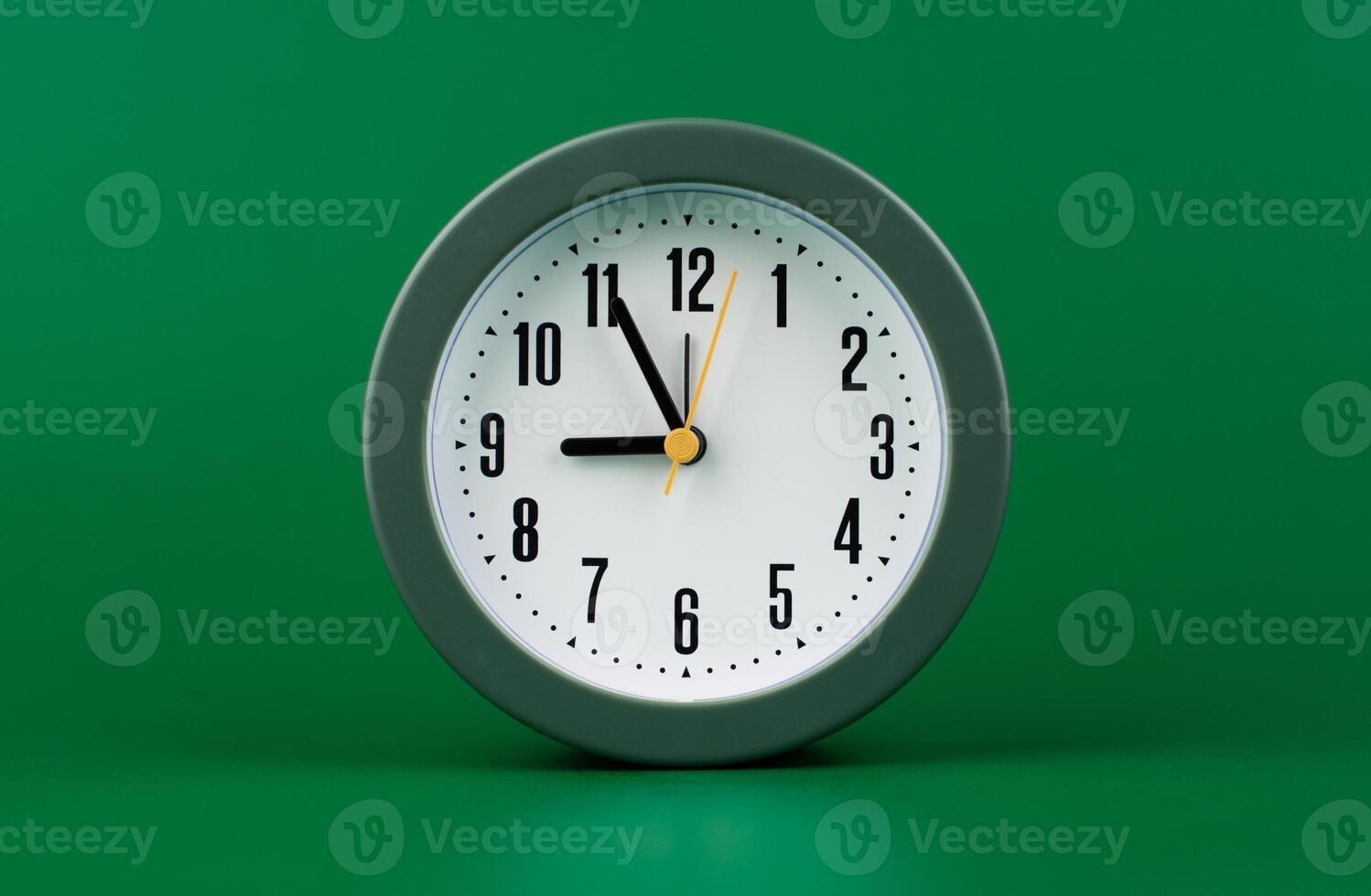 Time and clocks, the process of time and life, the rules of time and effective time photo
