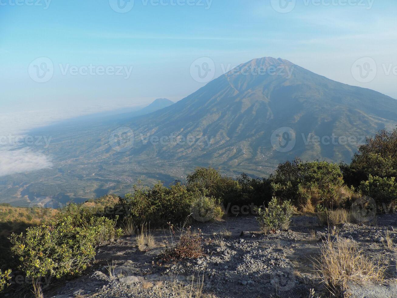 views clouds over Mount Merapi, photo