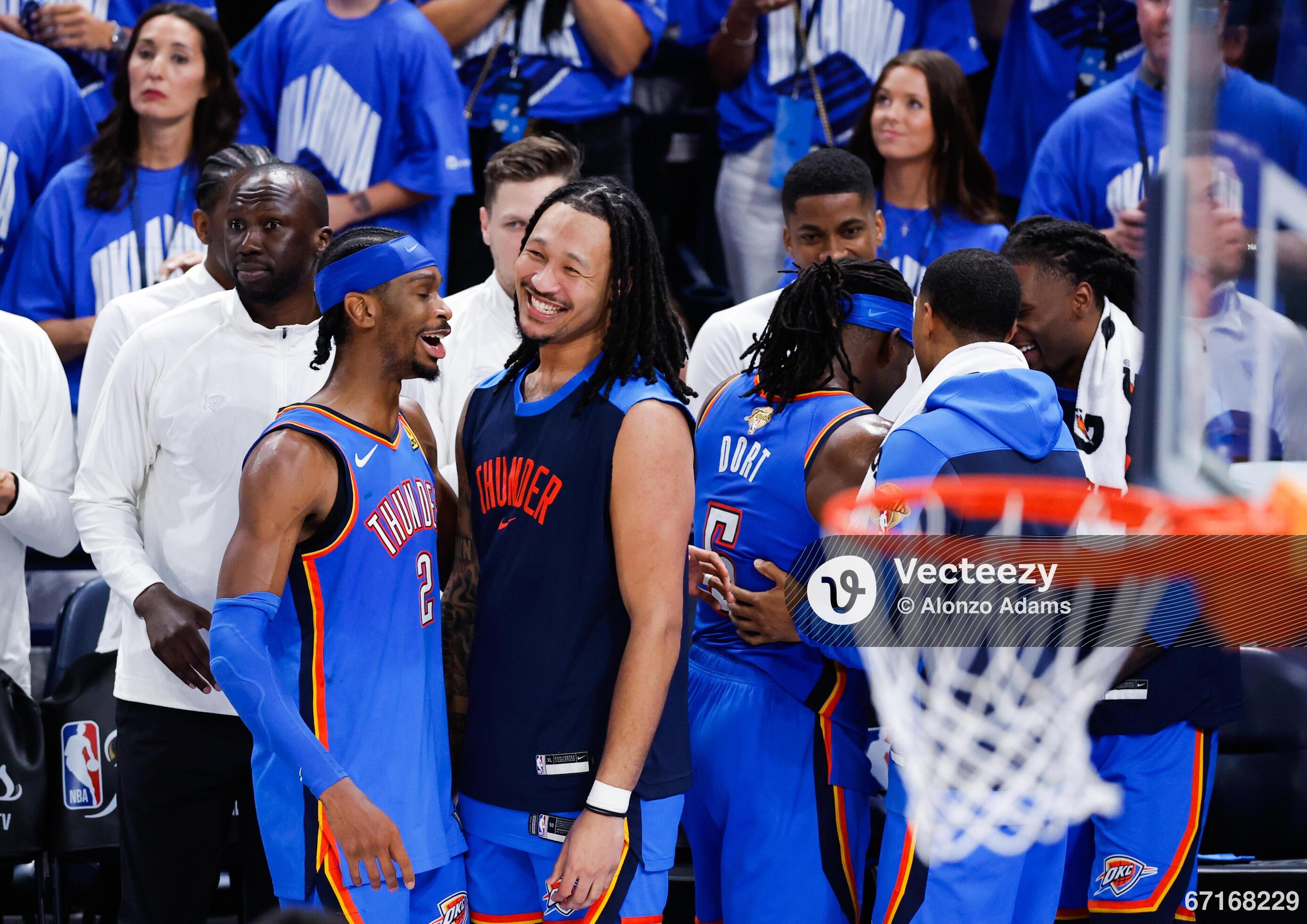 Oklahoma City Thunder guard Shai Gilgeous-Alexander (2) celebrates with