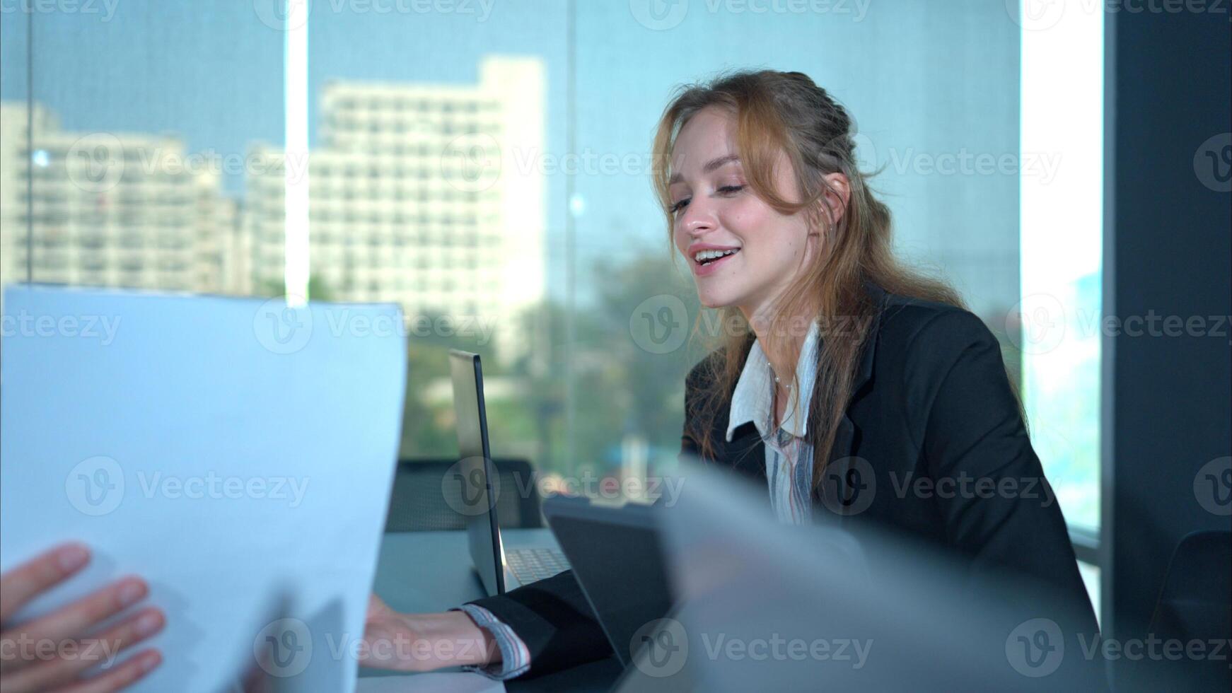 Portrait of businesswoman thinking and finding a good way to make a business plan,81 photo