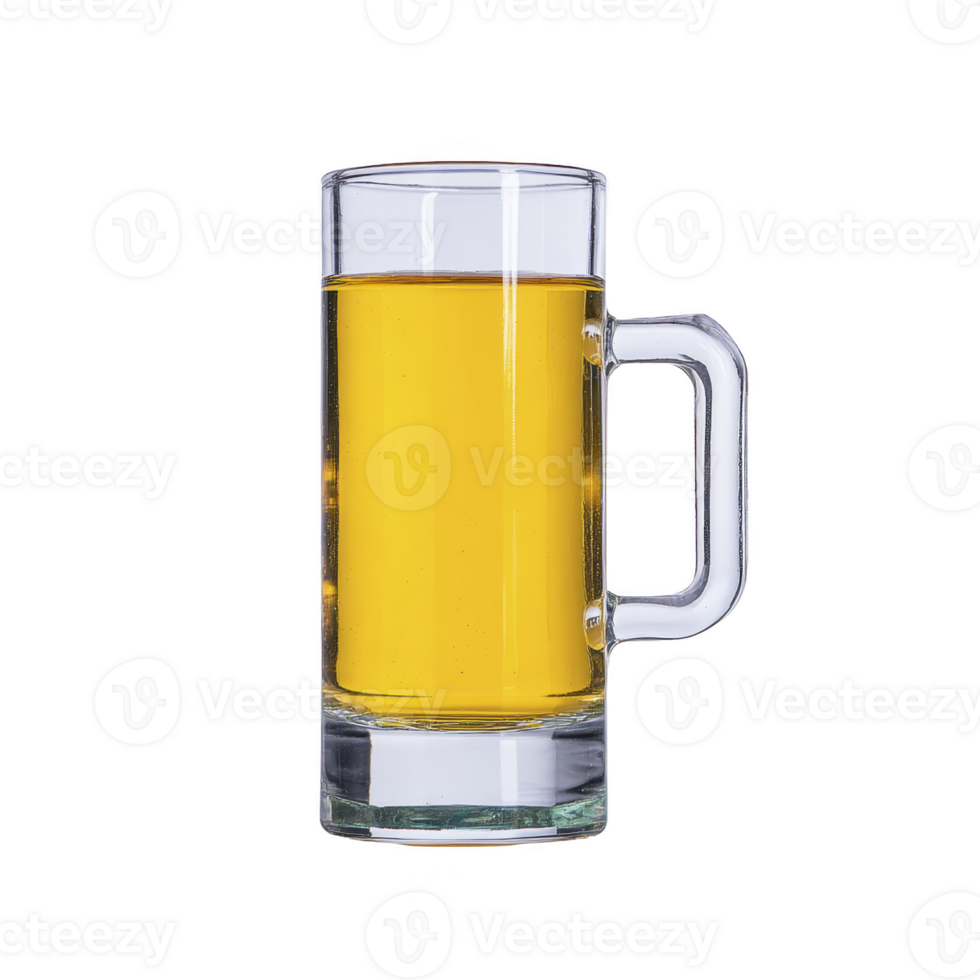 Clear glass mug filled with golden beer, showcasing its rich color and bubbles, isolated on transparency background. handle is visible, emphasizing mug sturdy design png