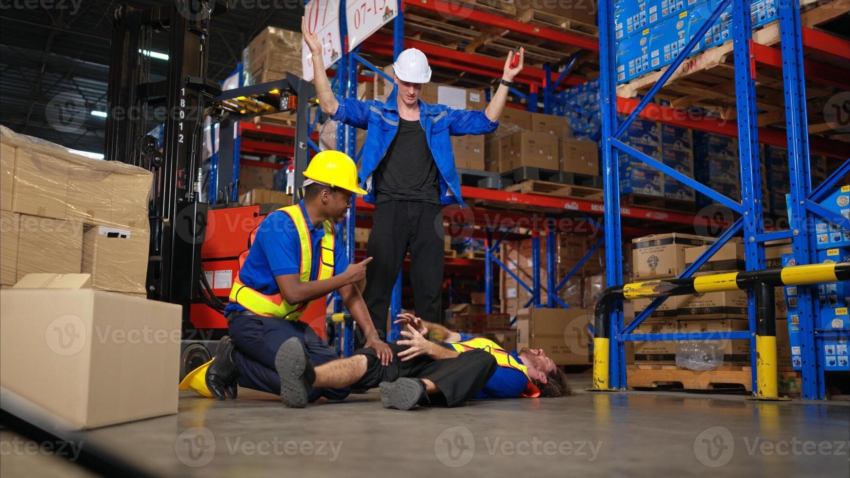 A group of warehouse workers were involved in an accident while on duty, Coworkers offered assistance and first aid,8 photo