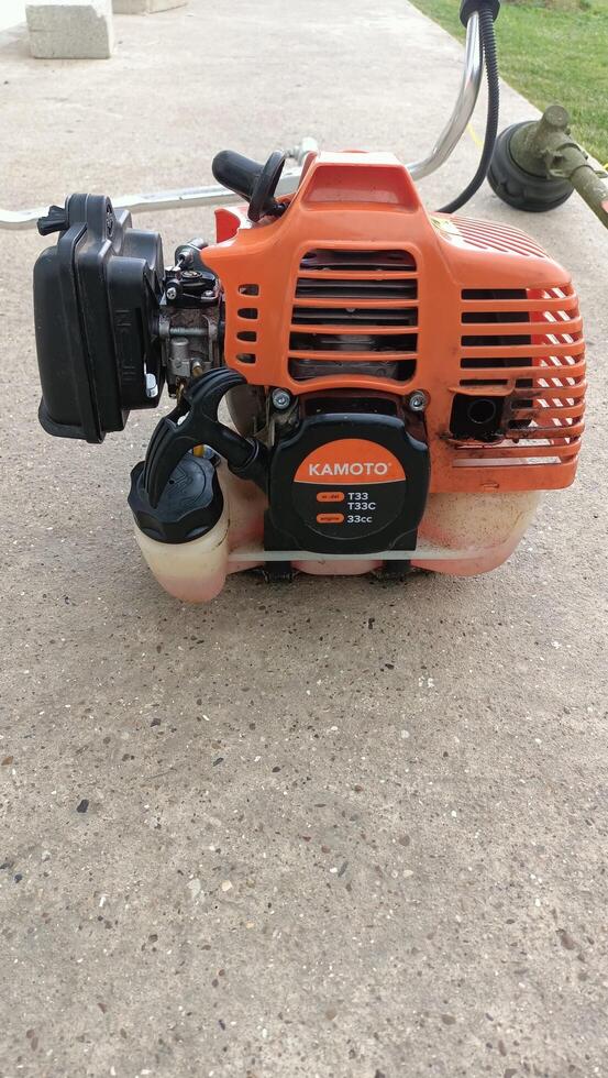 10.05.2025 Moldova This Compact GasPowered Leaf Blower Engine is designed for optimal efficiency in yard work tasks photo