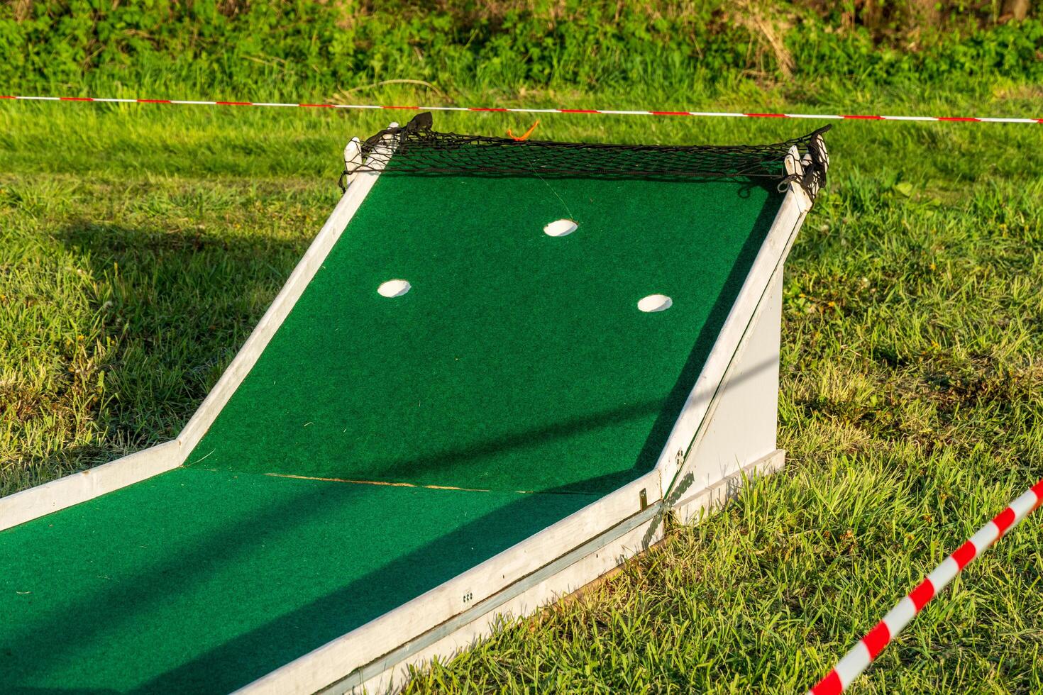 A green putting green photo