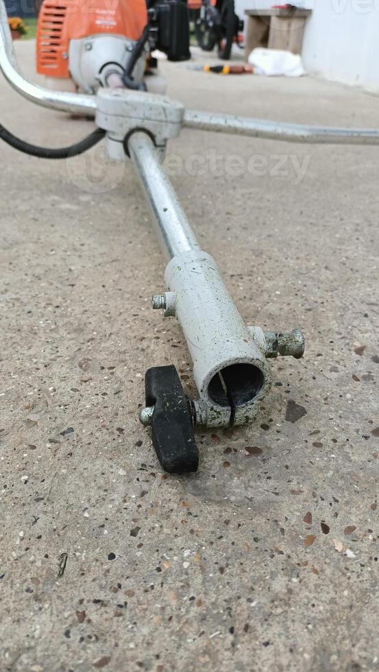 This is a HeavyDuty Equipment Tool designed specifically for Construction and Maintenance tasks photo