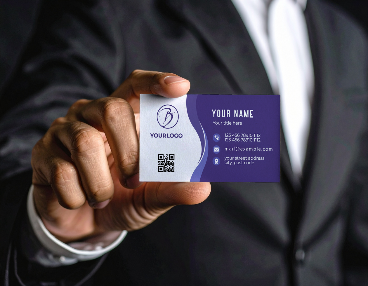 Professional Person Extending Name Card Mockup psd