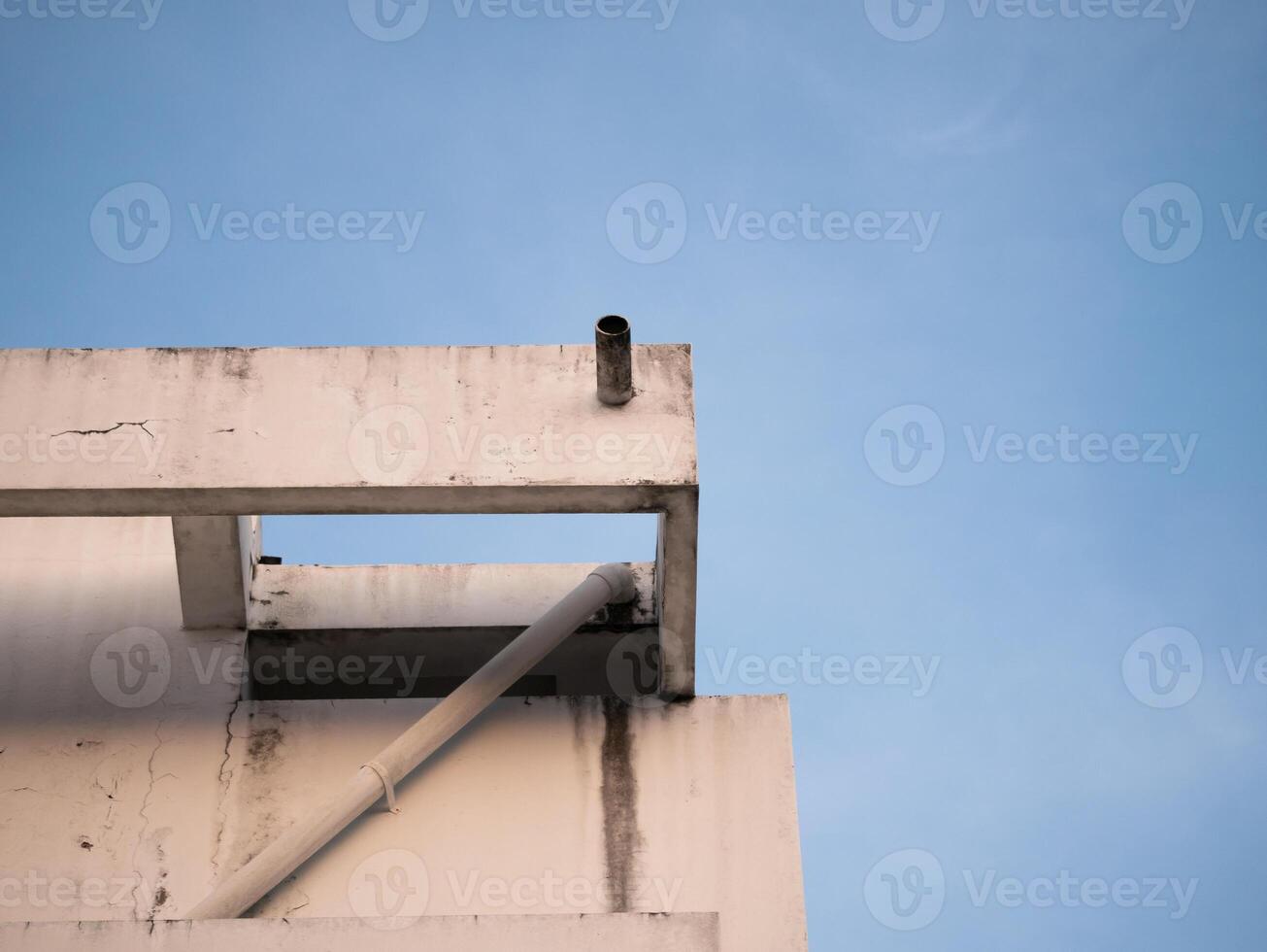 Urban architecture details cityscape structural elements outdoor upward perspective modern design insights photo