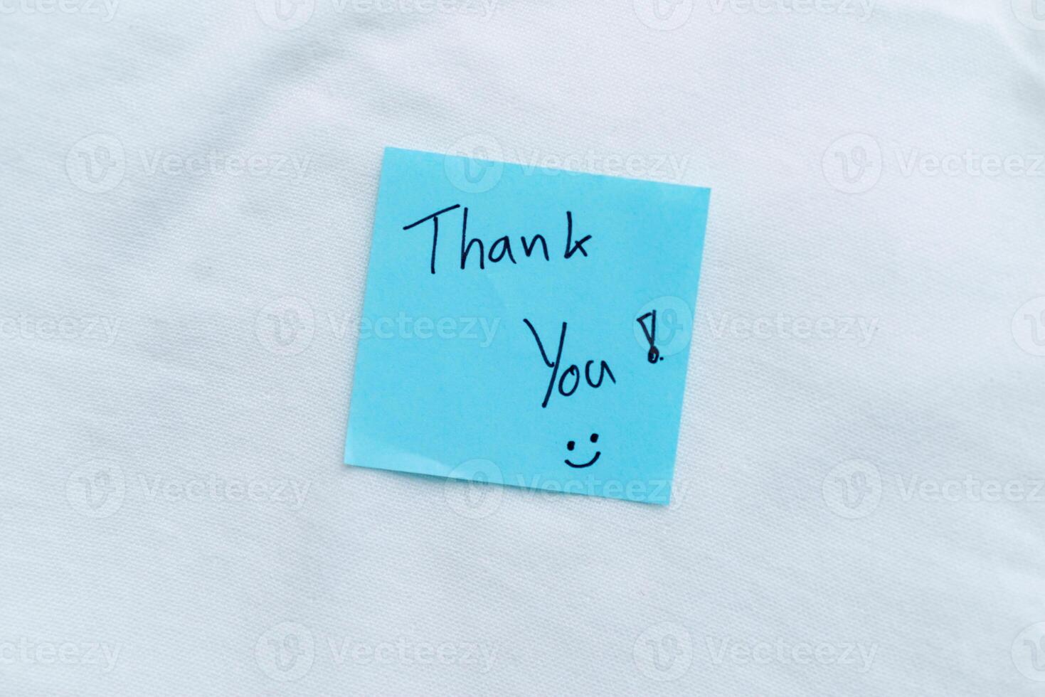 Gratitude note action home setting diy content personal environment close-up view business reflection photo