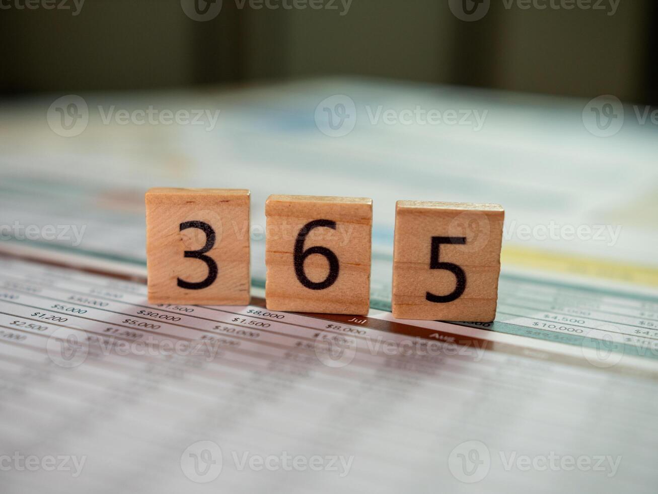 Business strategies for a successful 365-day year insights and tips for growth photo
