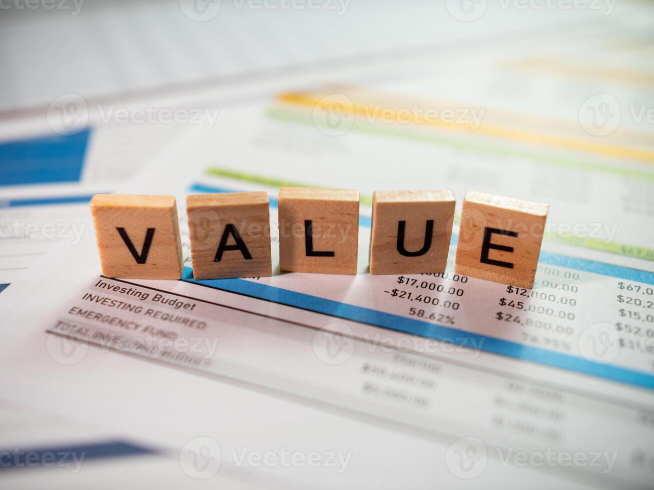 Unlocking business value insights from financial reports and document analysis techniques photo