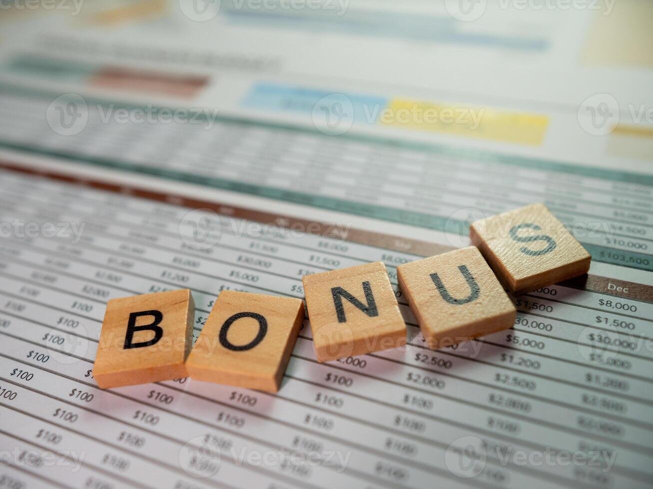 Unlocking financial growth business bonuses and reports in a professional environment photo