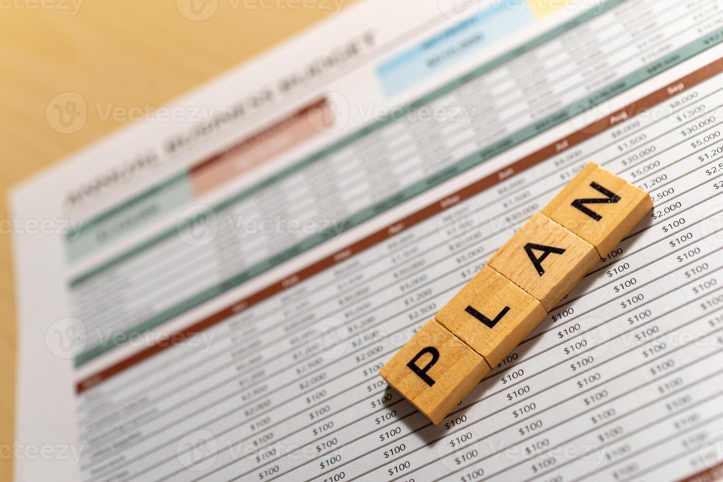 Business report strategic planning insights into organizational environment and operations photo