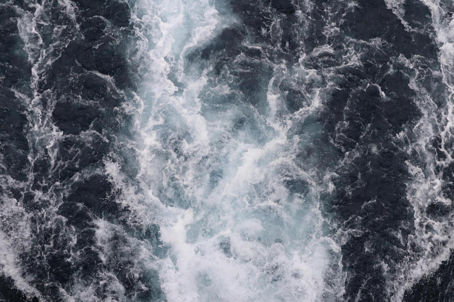 A view of the ocean from above photo