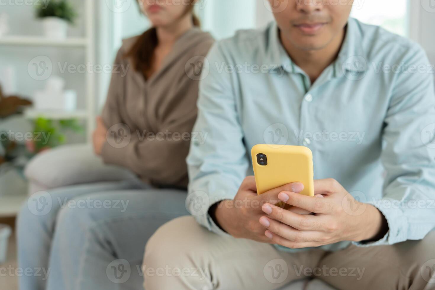 Double dating, use phone for call somebody, have a fling, Bit on the side , Commit adultery ,Polygamy, husband was having an affair. family problem, infidelity, divorce, separate photo