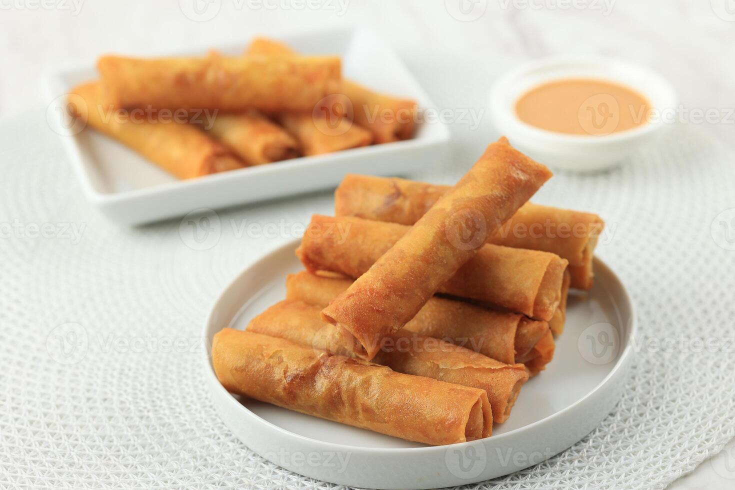 Deep Fried Chinese Chives Spring Rolls or Gui Chai photo