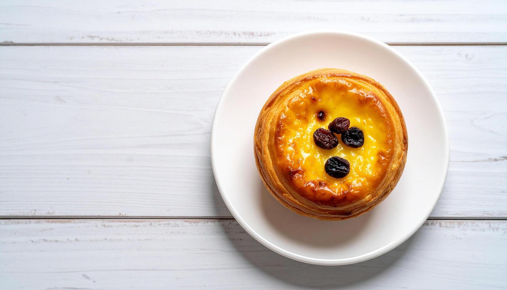Egg Custard Cake With Raisins photo