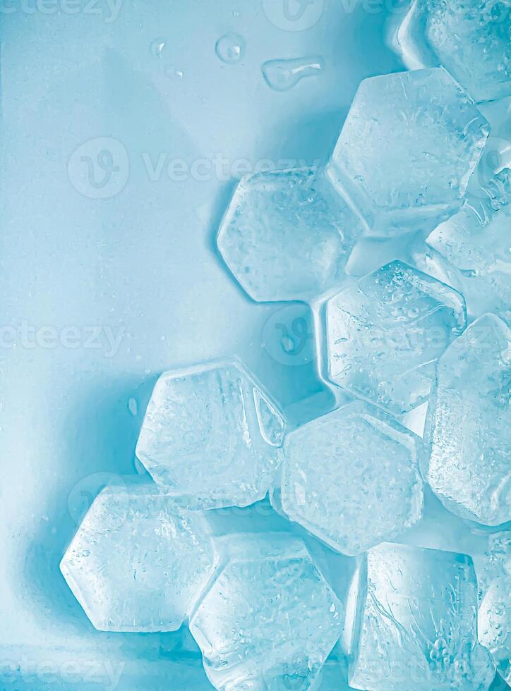 icecubes background,icecubes texture,icecubes wallpaper,ice helps to feel refreshed and cool water from the icecubes helps the water refresh your life and feel good.ice drinks for refreshment business photo