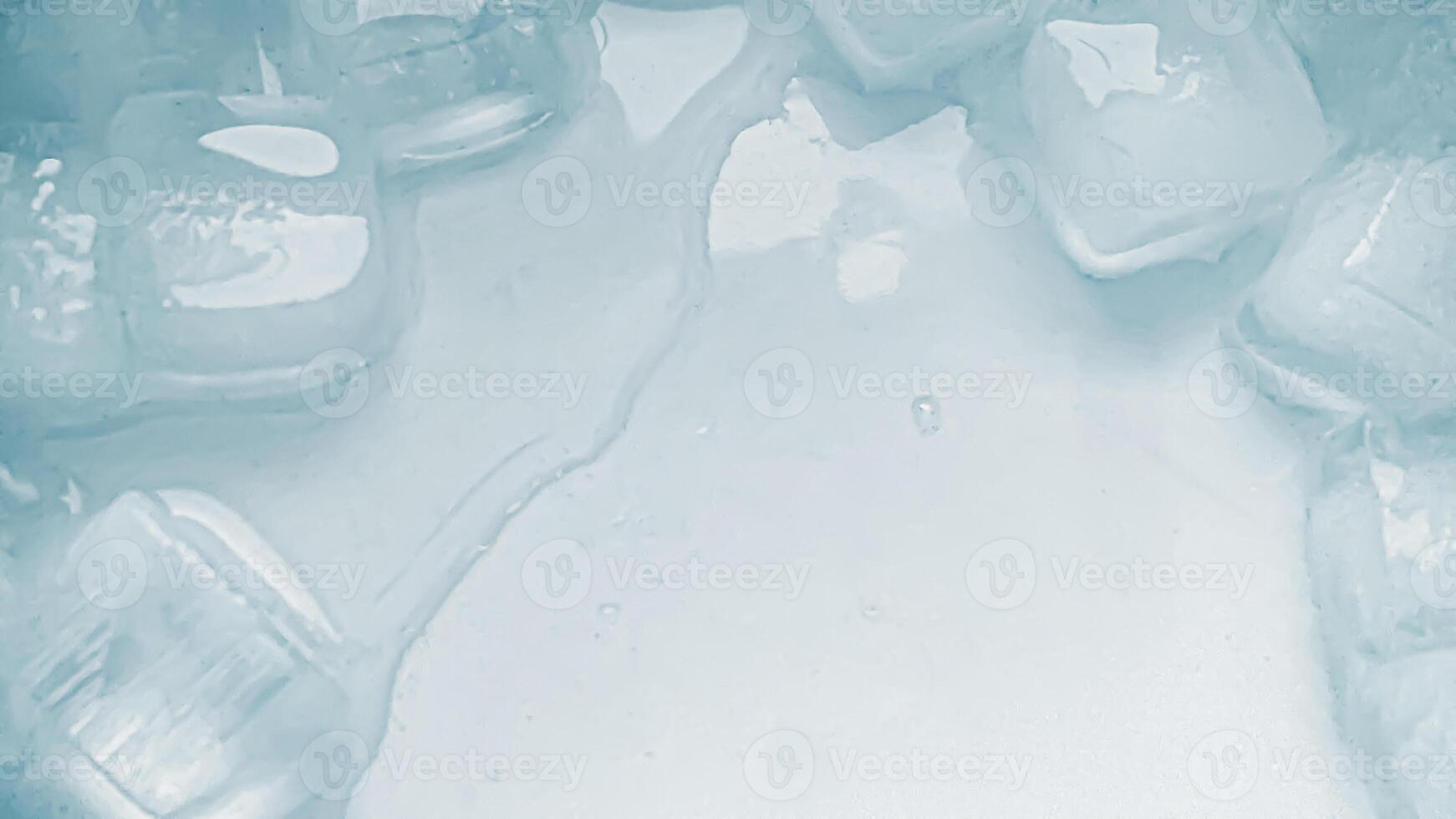 icecubes background,icecubes texture,icecubes wallpaper,ice helps to feel refreshed and cool water from the icecubes helps the water refresh your life and feel good.ice drinks for refreshment business photo