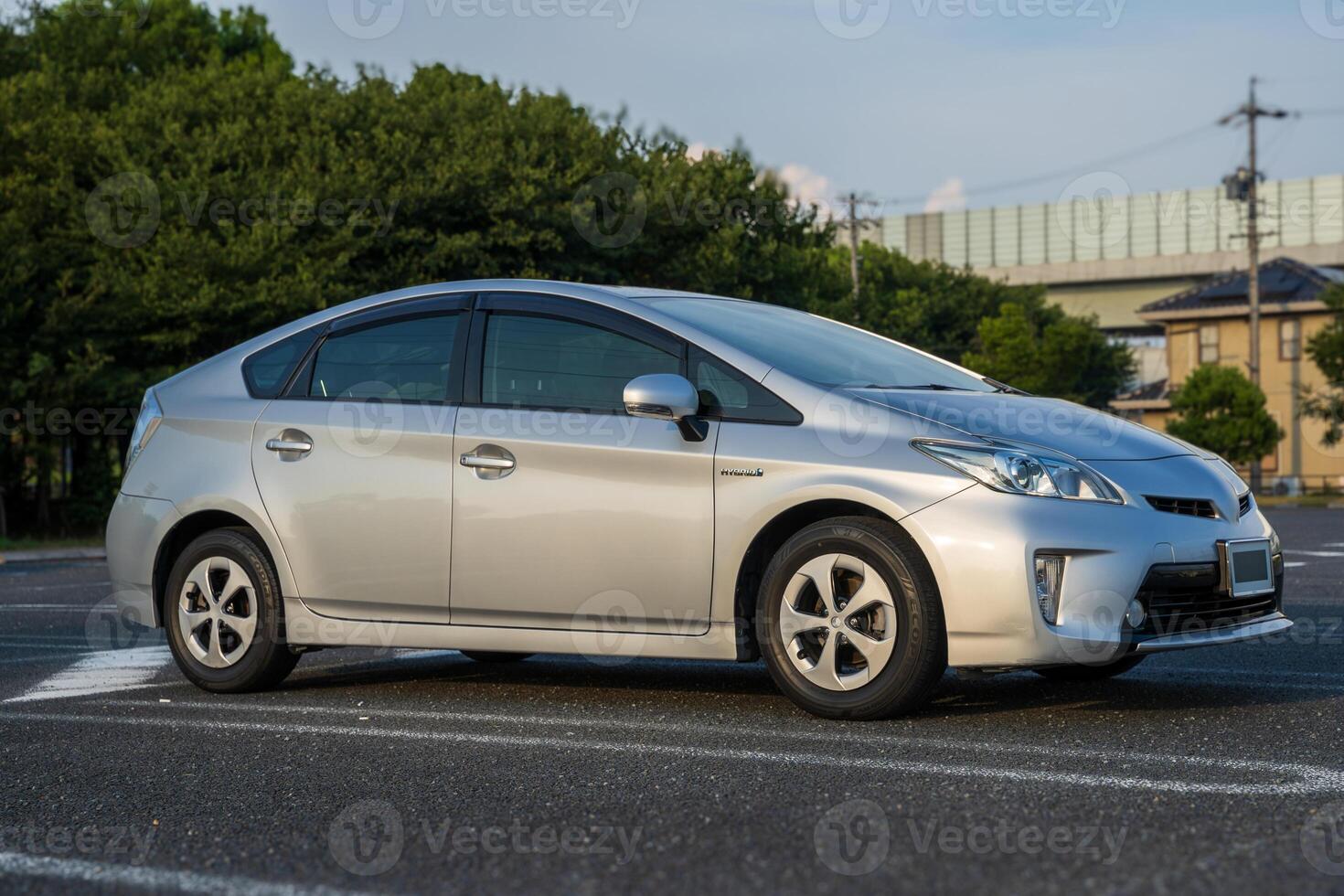 Side of a silver car photo