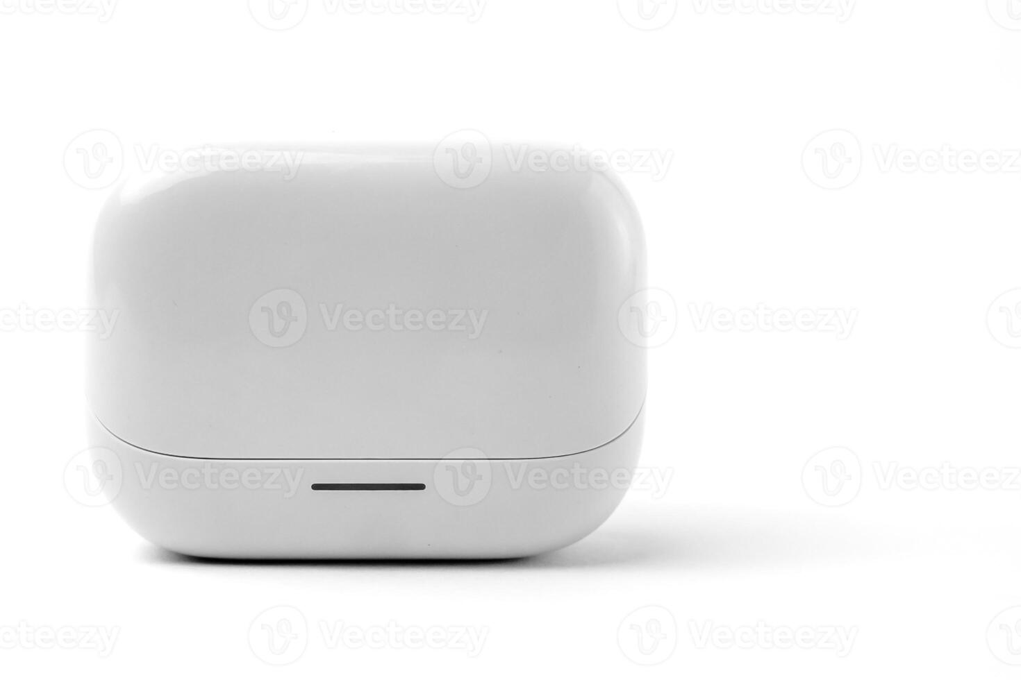 Minimalist wireless earbuds with a white compact charging case. Provides high-quality sound, noise cancellation, and seamless Bluetooth connectivity. Perfect for music, calls, and daily use. photo