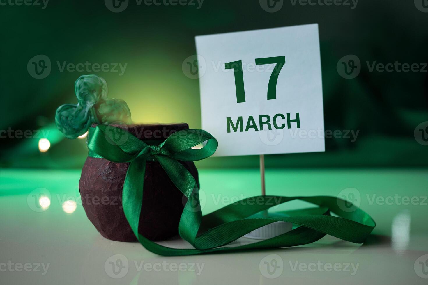 St. Patrick's Day green calendar card photo