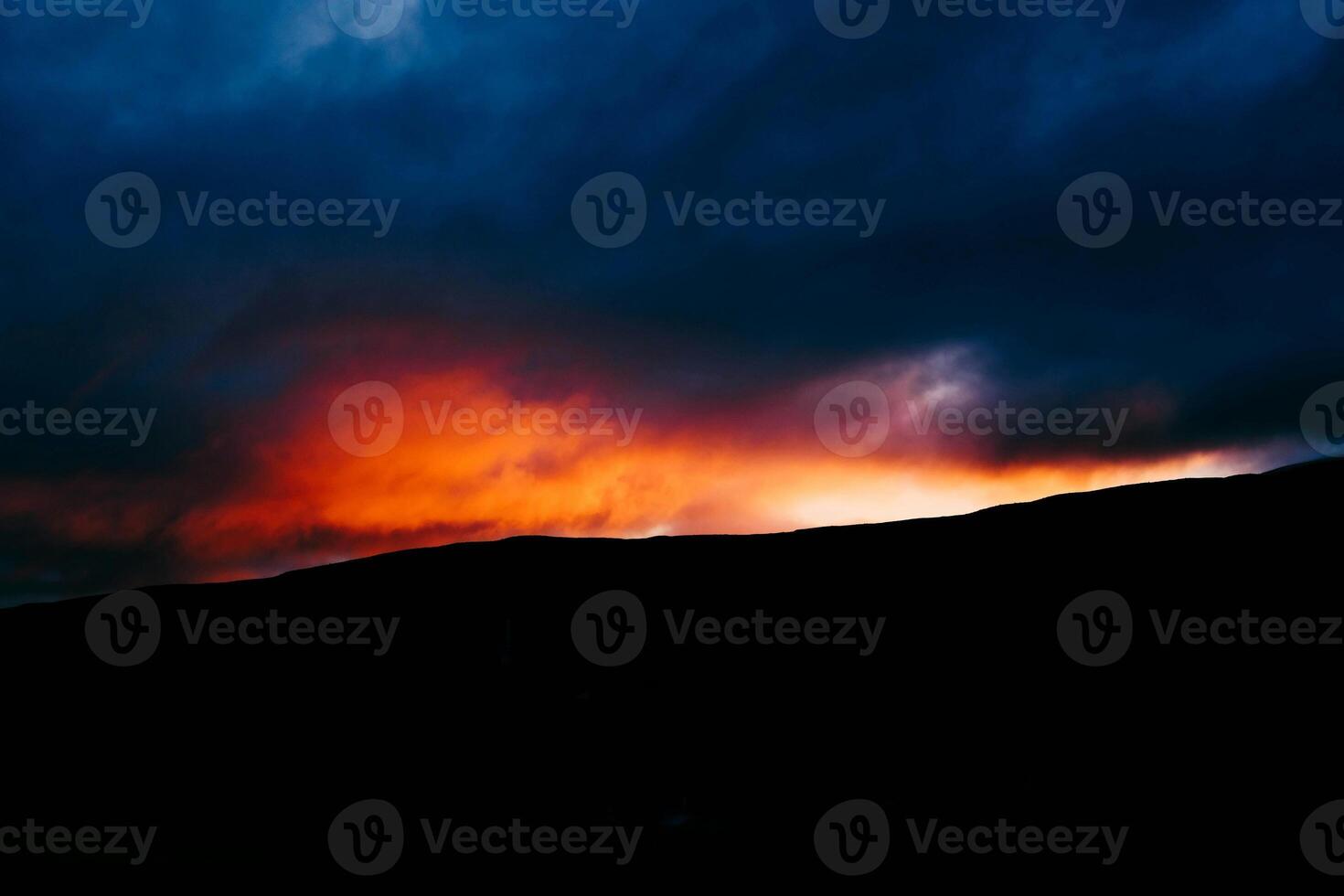 A beautiful evening clouds wallpaper photo