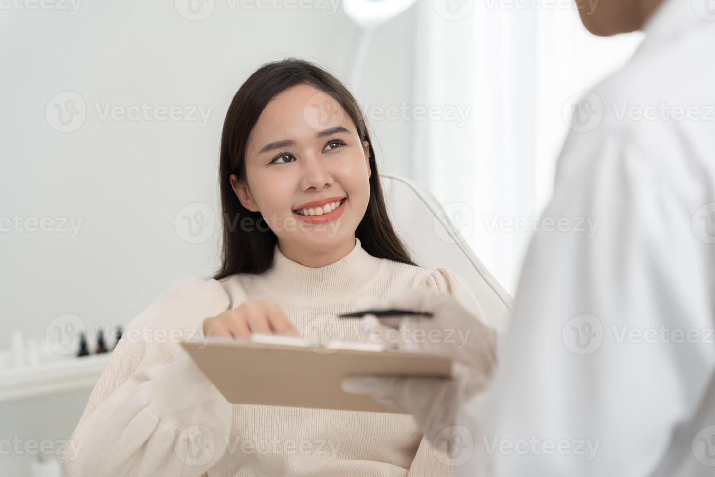 beauty asian woman smile and happy after surgery, Cosmetic surgery, skin whitening injection, filler injection, Skin reface, beautiful Asian girls receive beauty treatments at beauty clinic,. photo