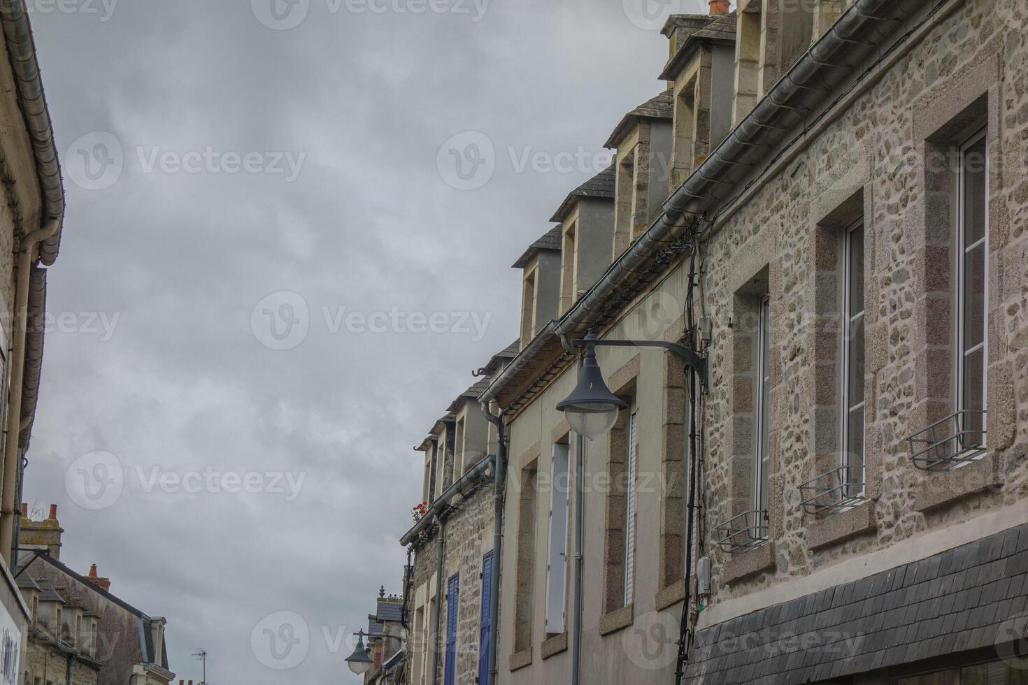 A gray cloudy sky at barfleur photo