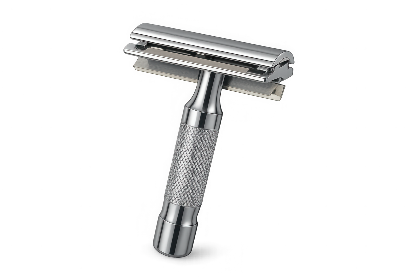 Classic double edge safety razor with chrome finish and textured handle for shaving png