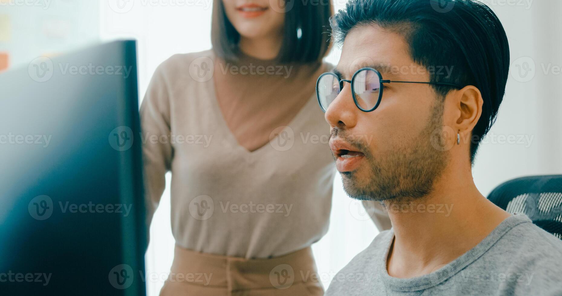 Closeup group Adult Asia male, female freelance meeting write prompt AI bot IT app smart program nomad, game, talk strategy, discuss plan, user interface, designer, data center desktop computer photo