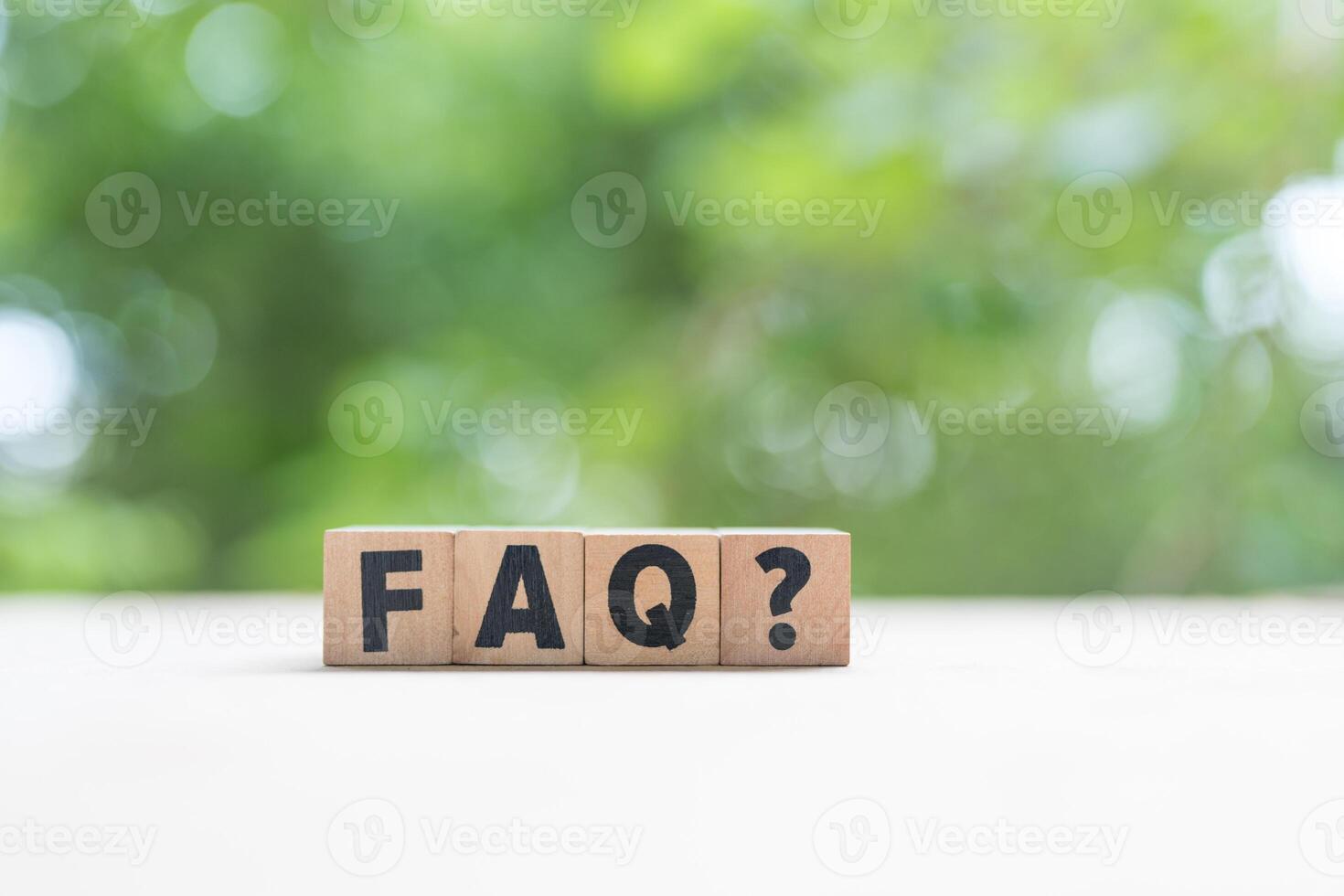 un Preguntas más frecuentes texto bloquear. creando un Preguntas más frecuentes guía informativo contenido brillante ambiente foto