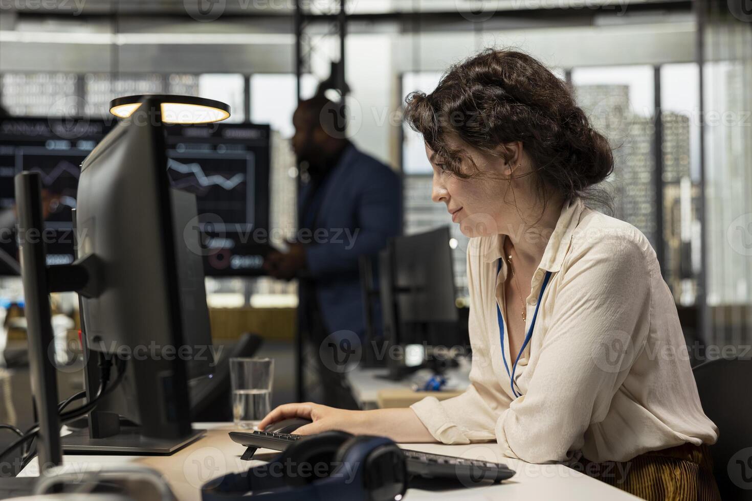 Business specialist engages with AI big data and predictive analytics, using smart work solutions and cloud computing to develop adaptive strategies. Artificial intelligence algorithms. photo