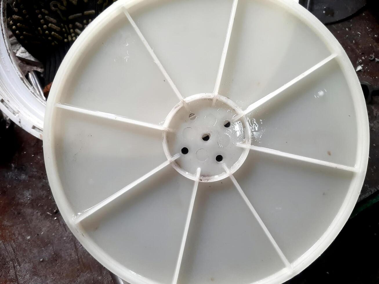 Understanding the Function of an Aerator Diffuser Used in Water Treatment Processes photo