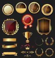 Insignias y etiquetas de oro premium de lujo vector