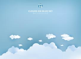 Nubes blancas en el arte y la artesanía en colores pastel del papel del diseño del fondo del cielo azul con el espacio de la copia. vector