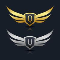 Plantilla de logotipo Wings Shield Letter Q vector